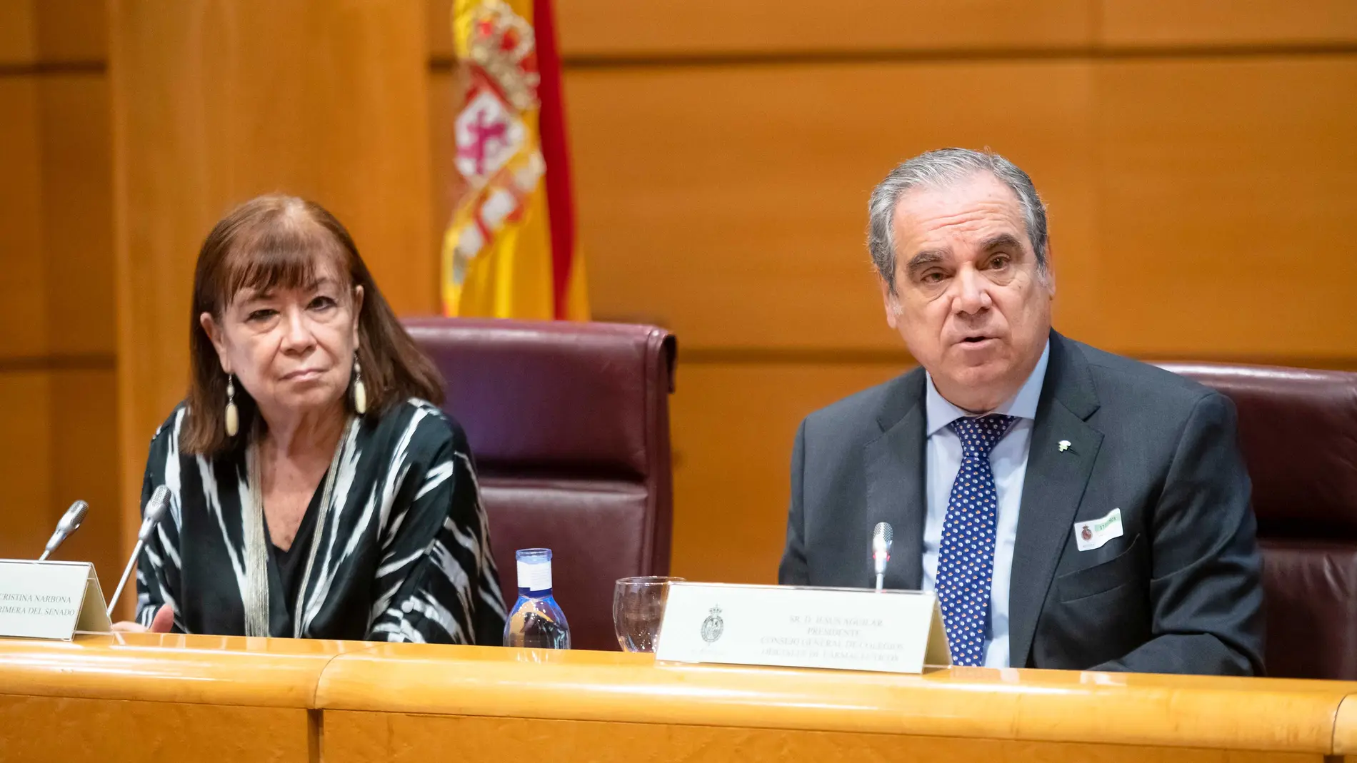 Cristina Narbona y Jesús Aguilar durante la presentación del informe