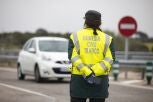 Imagen de un control de la Guardia Civil donde una mujer presta servicio.