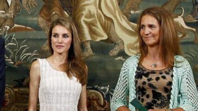 La Reina Letizia y la infanta Elena en una imagen de archivo