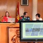 El secretario general de Infraestructuras del Ministerio de Transportes, Movilidad y Agenda Urbana, Xavier Flores, presenta el proyecto de integración del ferrocarril en el municipio de San Andrés del Rabanedo