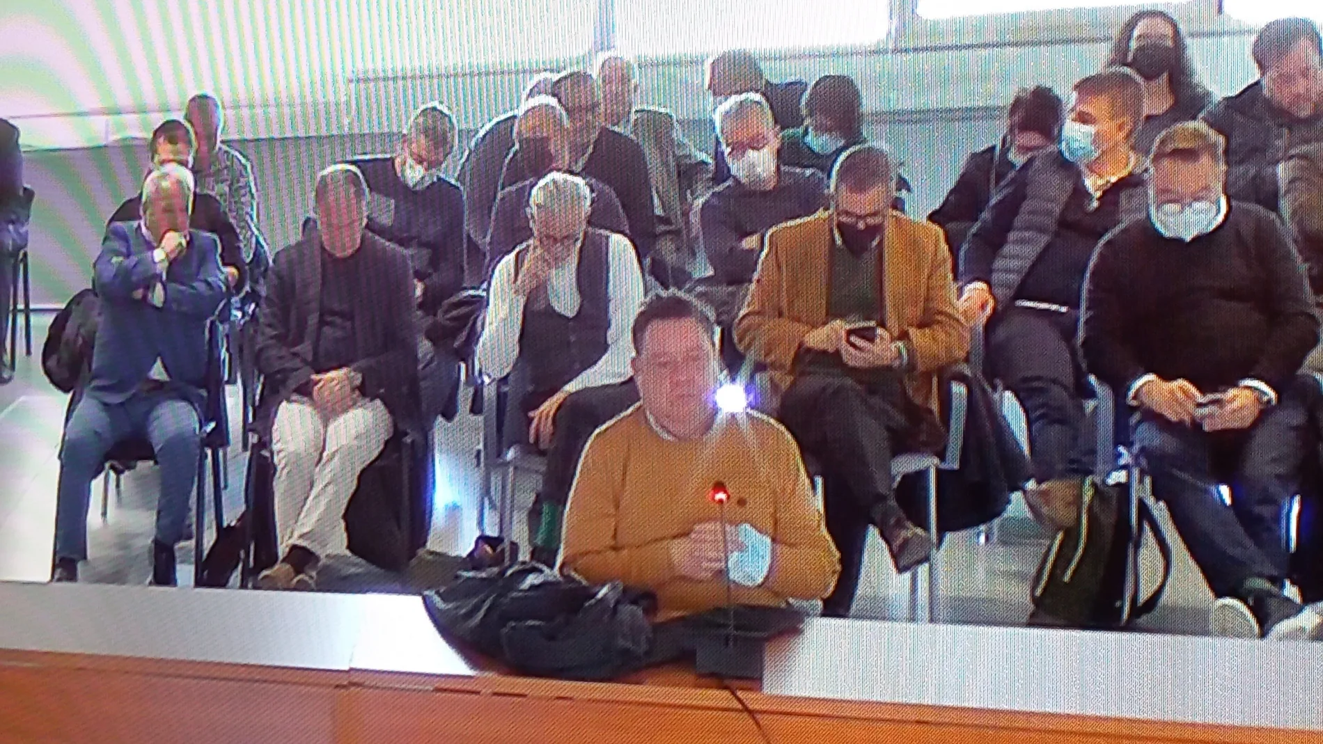 Francisco Cañizares da explicaciones al tribunal sobre su renuncia. (Imagen del circuito interno de la Ciudad de la Justicia)