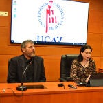 Noelia Muñoz, directora de Promoción y Desarrollo de la UCAV; Lourdes Miguel, decana de la Facultad de Ciencias Sociales y Jurídicas; y Ricardo Reier, director de la Escuela de Negocios Ávila Business School hacen balance