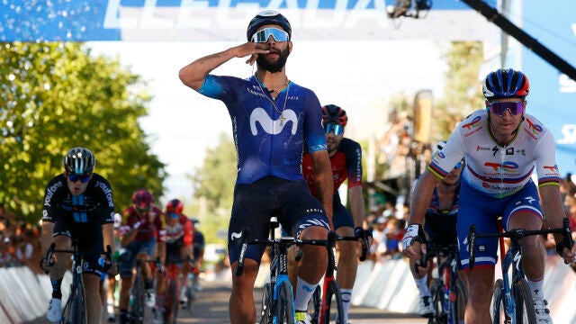 Gaviria celebra su victoria en San Juan con una llamada de teléfono
