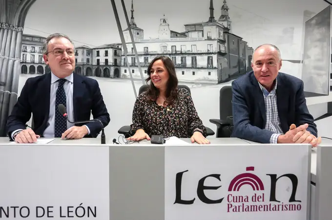 La oposición del Ayuntamiento de León se unen para pedir la municipalización del aparcamiento subterráneo de Ordoño II