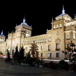 Iluminación nocturna de la Academia de Caballería de Valladolid