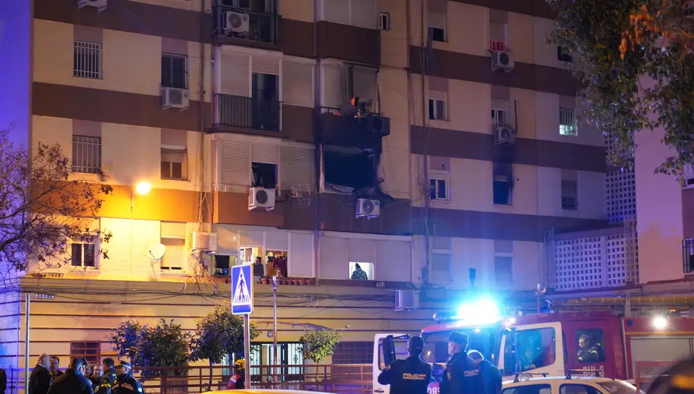 Incendio en una vivienda de Sevilla. Francisco J. Olmo