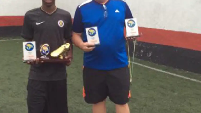 Vinicius y Cacau, tras ganar algunos trofeos