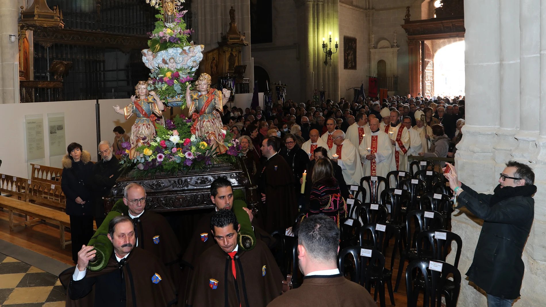Palencia celebra la festividad de Las Candelas, en honor a su patrona la Virgen de la Calle