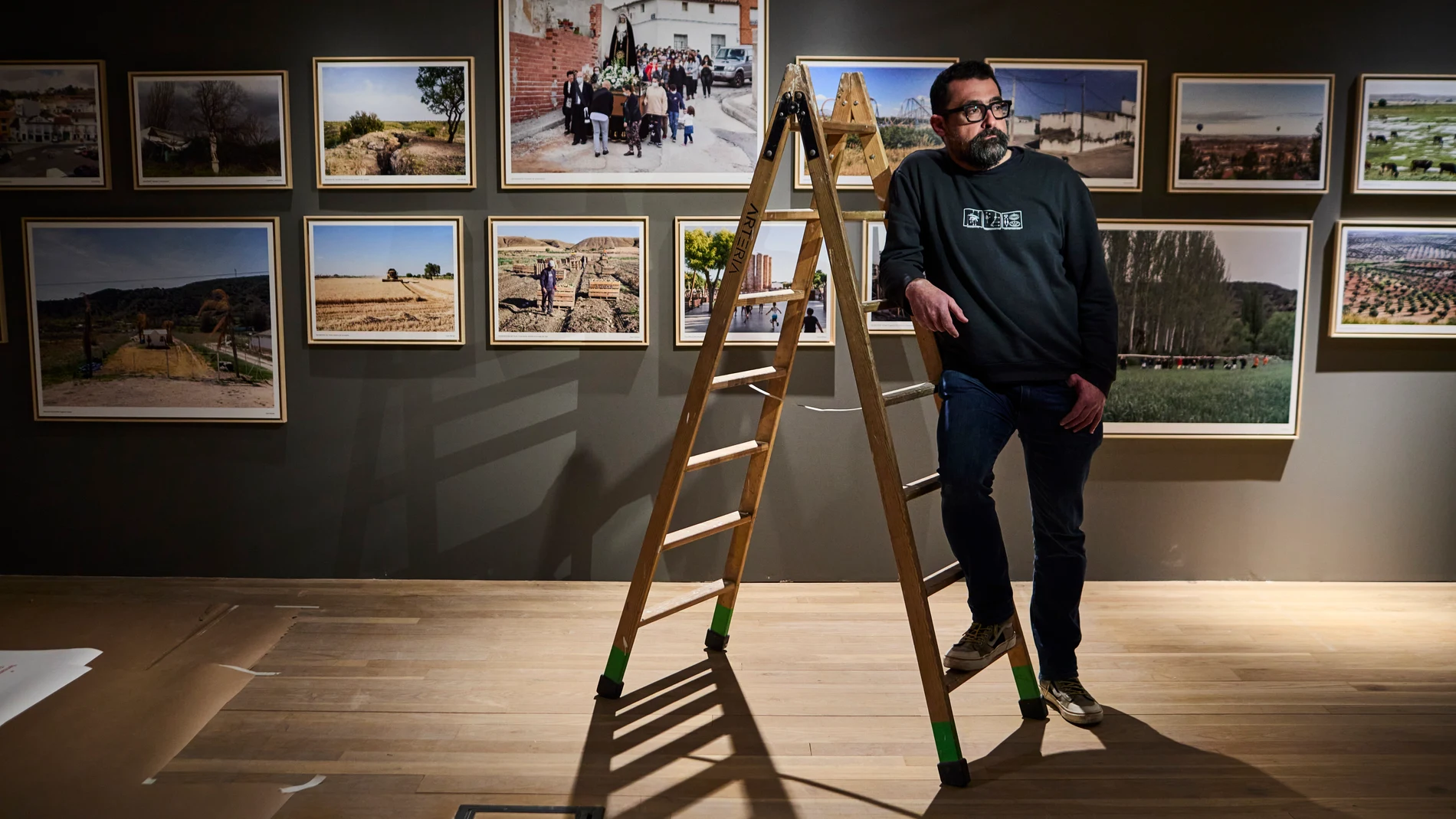 Entrevista con el fotógrafo Paco Gómez en la exposición de fotografía “REGIÓN. Paisaje, fotografía y patrimonio”, un recorrido único por el paisaje de la Comunidad de Madrid.