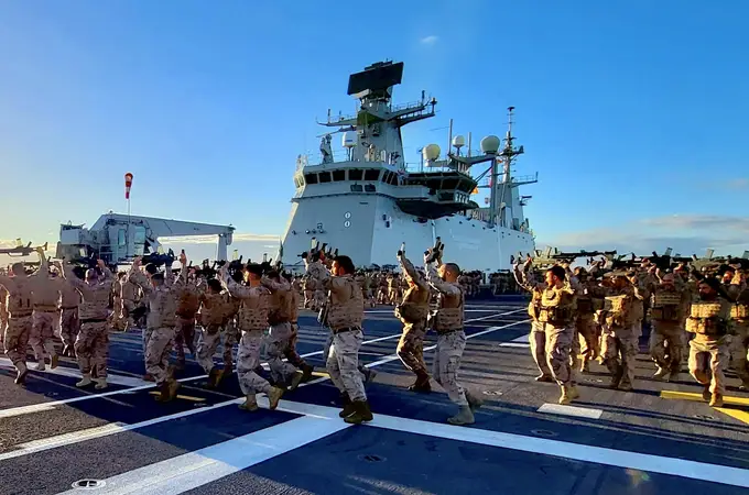 El vídeo de la Armada que muestra el portaaeronaves 