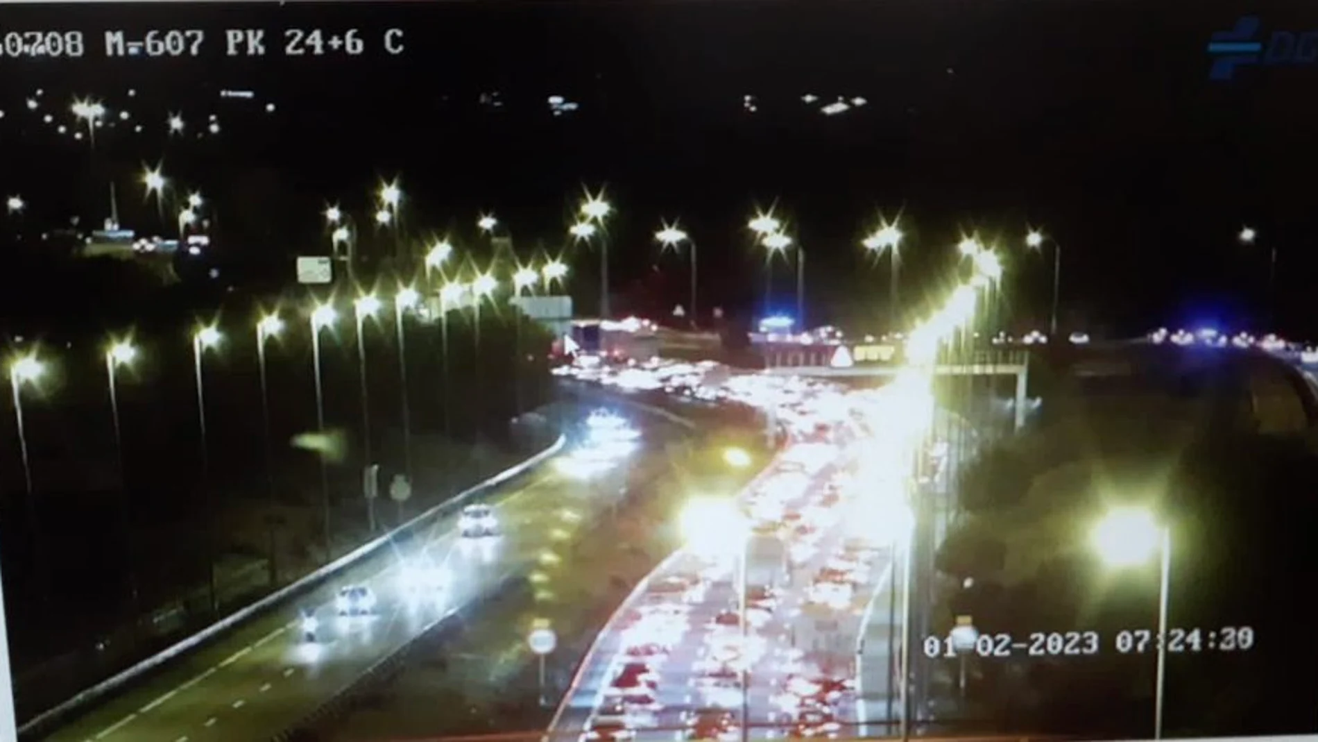 Cortada la entrada a Madrid en el kilómetro 22 de la M-607