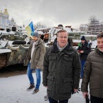 VÍDEO: Pistorius anuncia el envío a Ucrania de 178 tanques Leopard 1 durante una visita sorpresa a Kiev