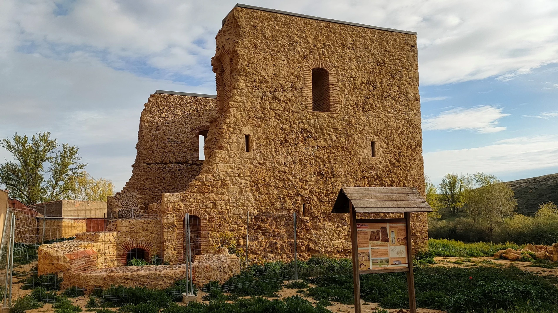Castillo de Alcuetas
