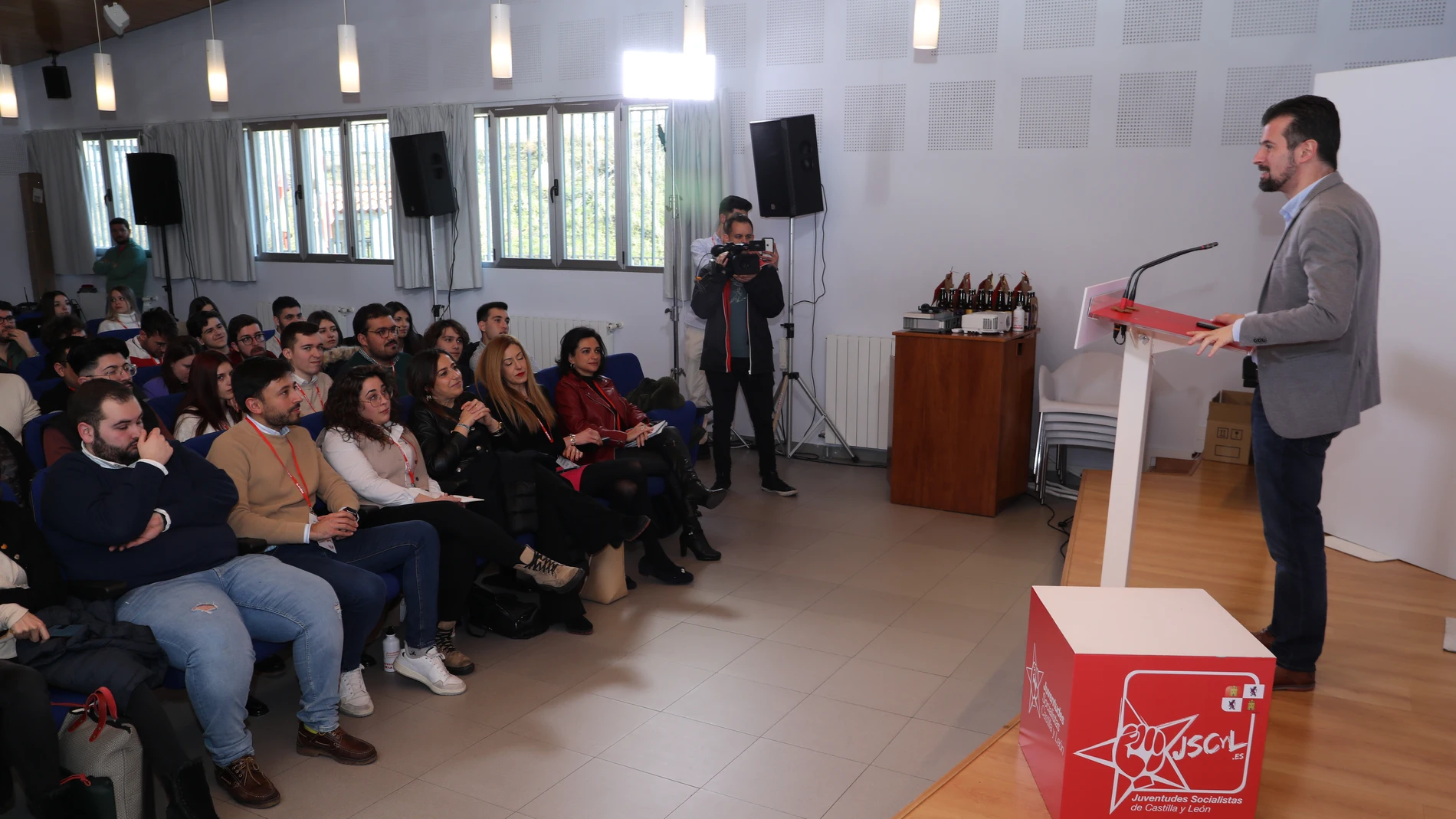 Tudanca participa en una jornada organizada por Juventudes Socialistas en Palencia