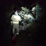 Muere un conductor de un camión tras salirse de la vía y caer por un terraplén en Lorca (Murcia)