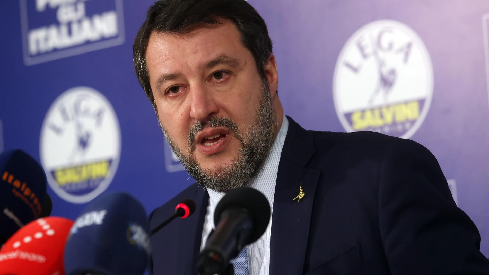 Milan (Italy), 13/02/2023.- Italy's League party leader and deputy prime minister Matteo Salvini holds a press conference about the outcome of the regional elections, in Milan, northern Italy, 13 February 2023. Italy's right-wing coalition won the regional elections in Lazio and Lombardy. (Elecciones, Italia) EFE/EPA/MATTEO BAZZI