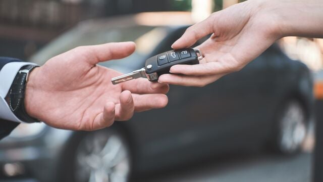 Economía/Motor.- La venta de coches usados en Reino Unido cayó un 8,5% en 2022, hasta 6,89 millones de transacciones