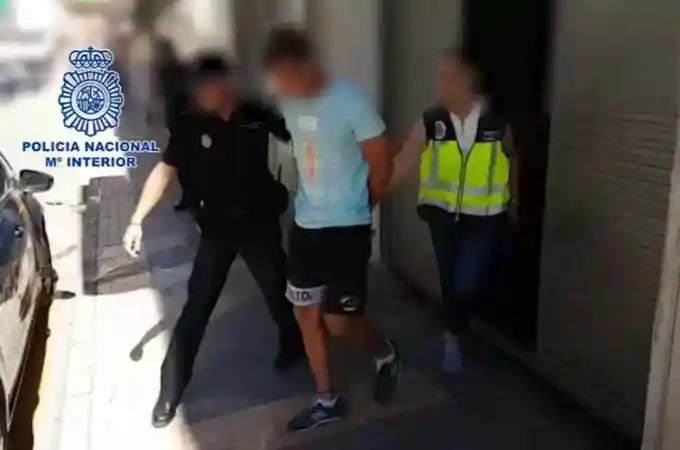 La Policía llama a una víctima del «violador del portal» de Lugo que será excarcelado hoy