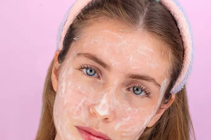 Los 5 errores más comunes en la limpieza facial y un limpiador que te va a enamorar 