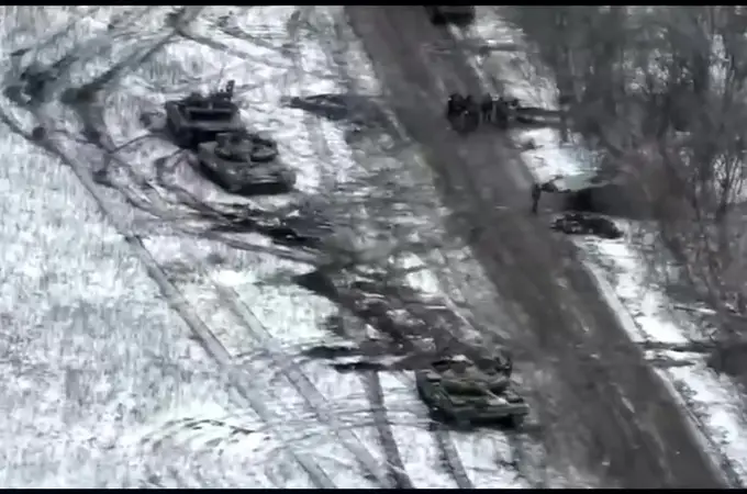 Ucrania humilla a Putin: un ataque con drones destruye 31 tanques rusos en una letal emboscada