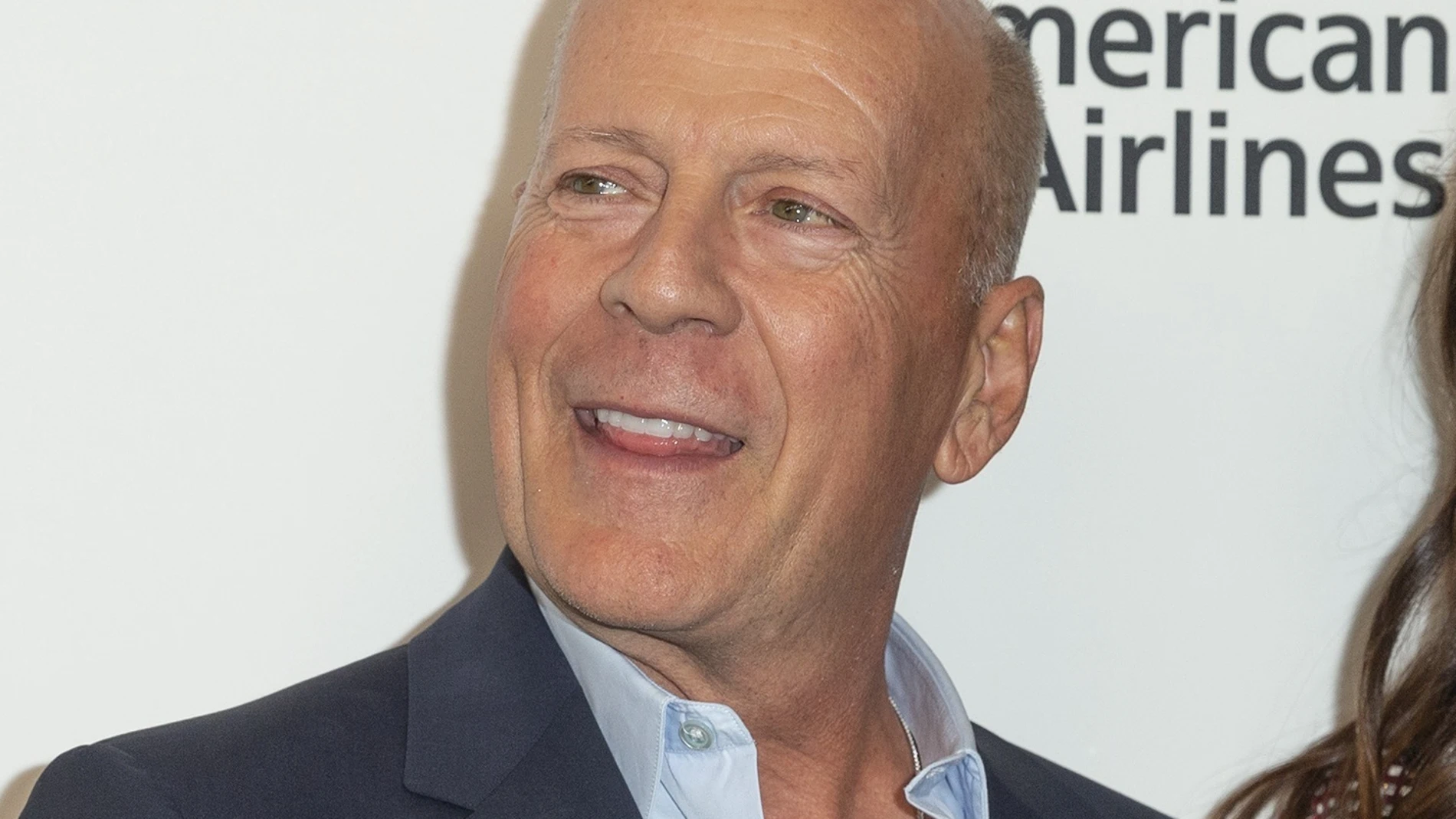 EEUU.- La familia de Bruce Willis informa de que el actor padece demencia frontotemporal
