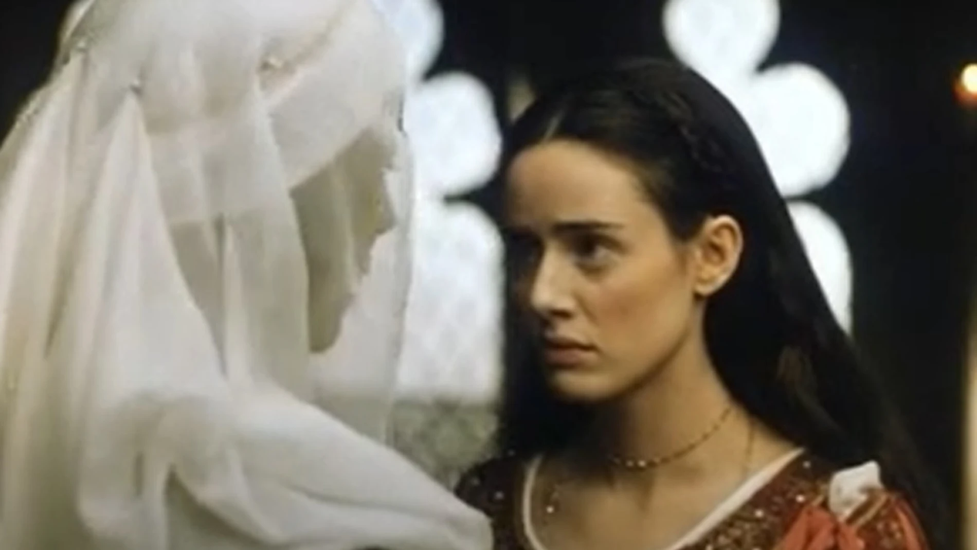 Pila López de Ayala da vida a Juan la Loca en la película de Vicente Aranda que podrá verse hoy en este ciclo de cine y literatura