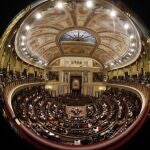 Vista general del hemiclíco del Congreso de los Diputados donde hoy se celebra la sesión constitutiva de las nuevas Cortes Generales .