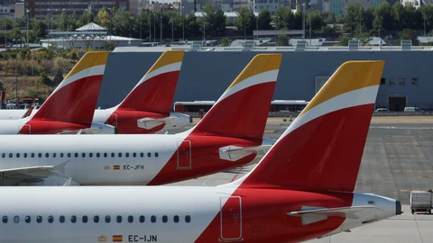 Aviones de Iberia en el aeropuerto de Madrid-Barajas.