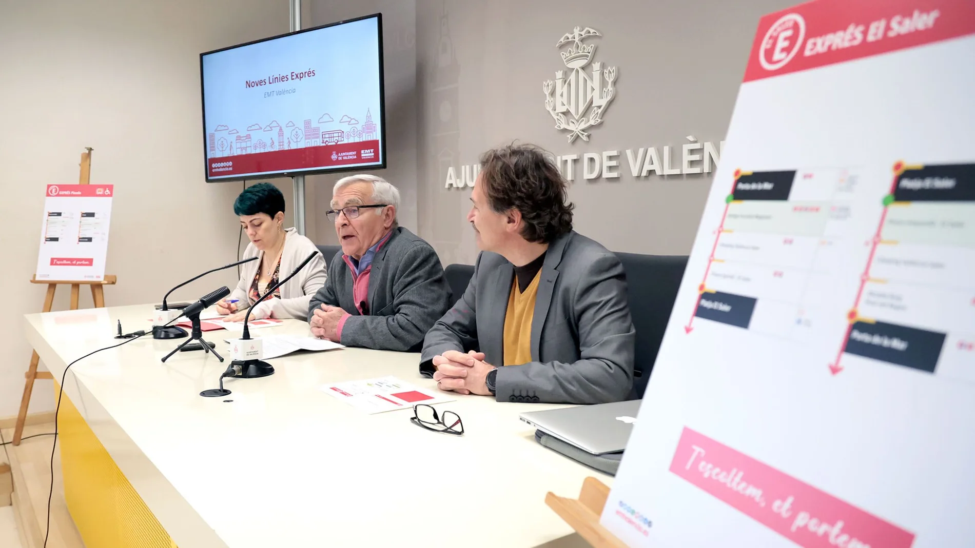 Joan Ribó, Giuseppe Grezzi y la gerente de la EMT, Marta Serrano