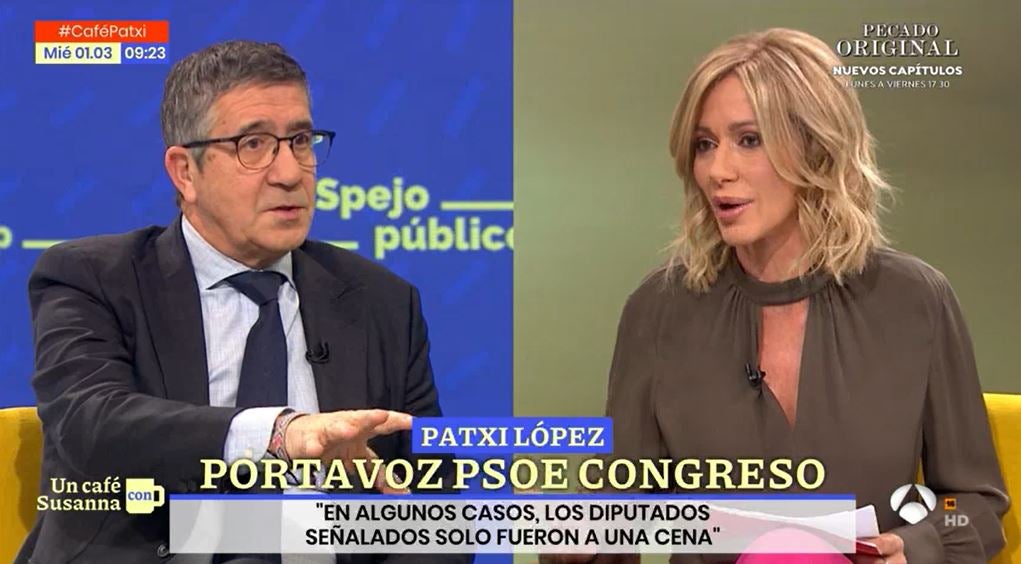 El portavoz del PSOE en el Congreso, Patxi López, durante su entrevista con Susanna Griso en "Espejo Público"