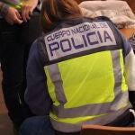 La Policía Nacional detiene a dos personas por estafar más de 800.000 euros con compras fraudulentas por internet
