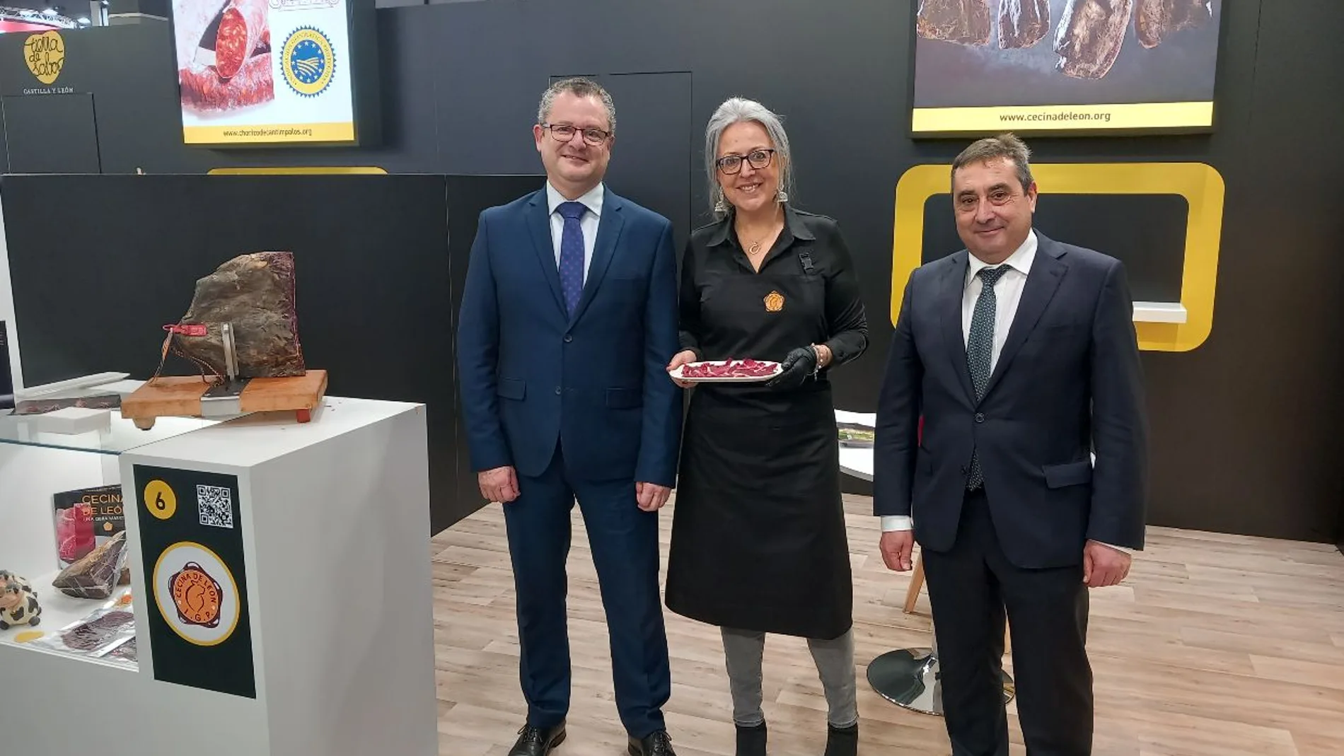 El consejero de Agricultura, Ganadería y Desarrollo Rural, Gerardo Dueñas, participa en la Ferian Internacional 'Meat Attraction'
