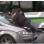 La mujer ha atropellado a varias manifestantes