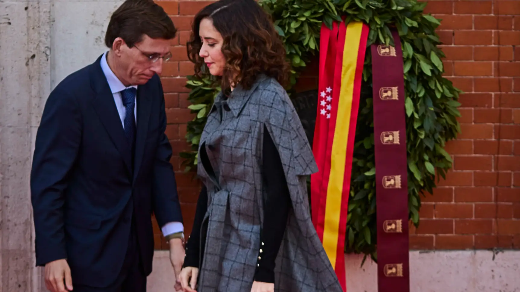 La Presidenta de la Comunidad de Madrid, Isabel Díaz Ayuso en el homenaje de la Comunidad de Madrid a las víctimas de los atentados terroristas del 11 de marzo de 2004. La presidenta de la Comunidad de Madrid, Isabel Díaz Ayuso, junto con el alcalde de Madrid, José Luis Martínez-Almeida, y los representantes de las asociaciones de víctimas: la presidenta de la Asociación Víctimas del Terrorismo, Maite Araluce; la presidenta de la Asociación de Ayuda a las Víctimas del 11-M, Dori Majali; el presidente de la Fundación Víctimas del Terrorismo, Tomás Caballero; y el presidente de la Asociación 11M Afectados del Terrorismo, Eulogio Paz, participa en el acto solemne en recuerdo a las víctimas de los atentados del 11 de marzo de 2004 en Madrid. © Alberto R. Roldán / La Razón