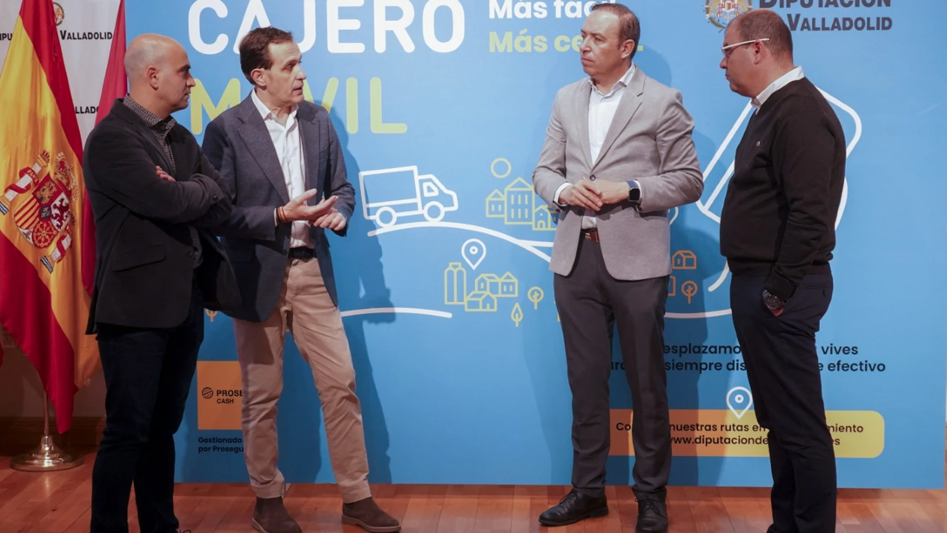 El presidente de la Diputación de Valladolid, Conrado Íscar, y el vicepresidente Víctor Alonso, reciben al diputado de Innovación, Gobiernos Locales y Cohesión Territorial de la Diputación de Barcelona, Marc Verdaguer, que, acompañado del jefe del Área, Xavier Forcadell