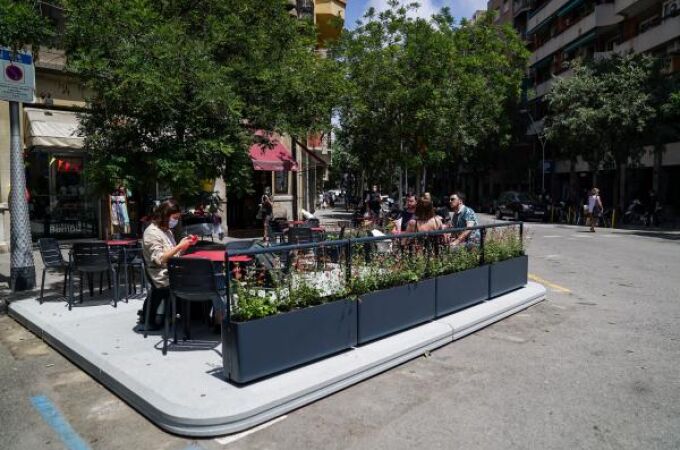Barcelona estrenará en abril los nuevos modelos de terrazas unificadas