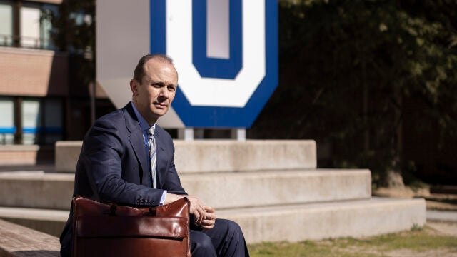 "Es necesaria una política seria que disminuya el gasto"