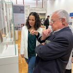 el consejero de Cultura, Turismo y Deporte, Gonzalo Santonja, inaugura la exposición temporal "Fragmentos de agua y cielo en las cerámicas de Numancia"