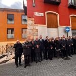 El Ayuntamiento de León dedica una calle a la Cofradía de Nuestra Señora de las Angustias y Soledad