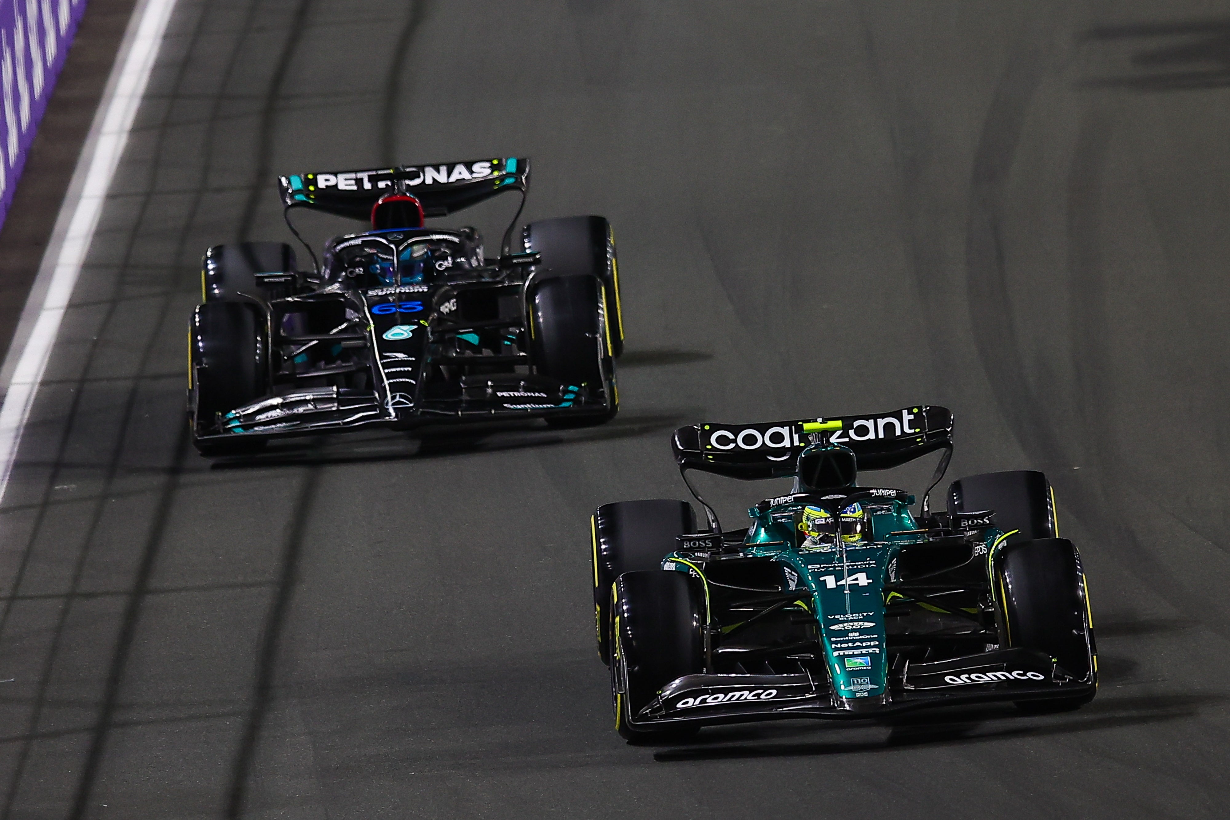 Fernando Alonso en su AMR23