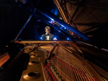 Raúl Canosa, pianista de 26 años, ha actuado en orquestas de Argentina y España