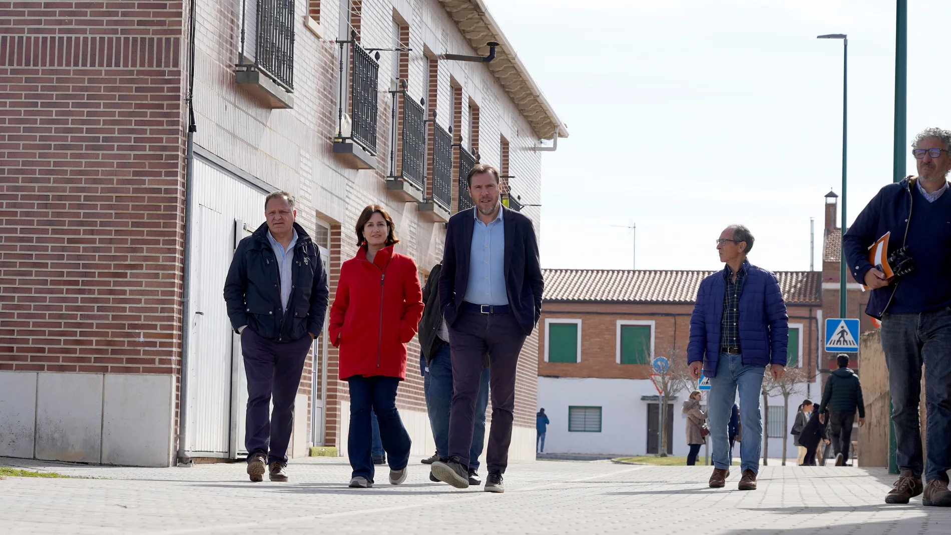 El alcalde de Valladolid, Óscar Puente, visita unas obras en Puente Duero