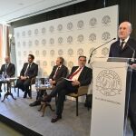 Expertos en energía avalan la propuesta de reforma eléctrica de Bruselas frente al planteamiento intervencionista de España