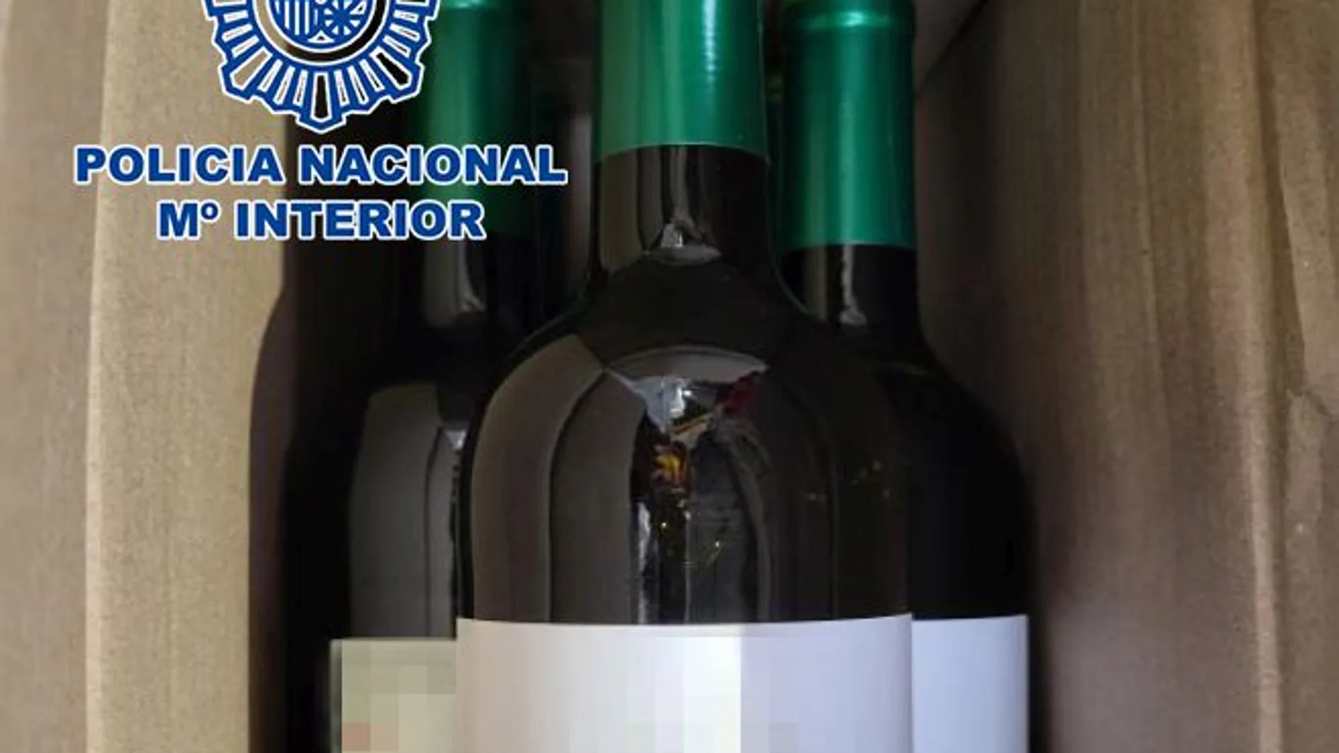 La Policía Nacional ha desmantelado un punto de distribución y venta de vino verdejo falsificado