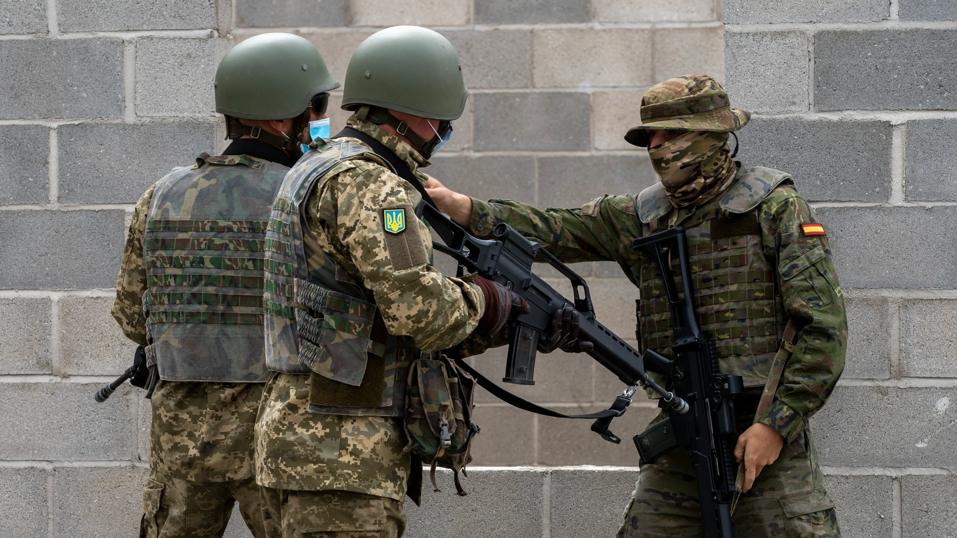 Soldados ucranianos reciben formación en la Academia de Infantería de Toledo