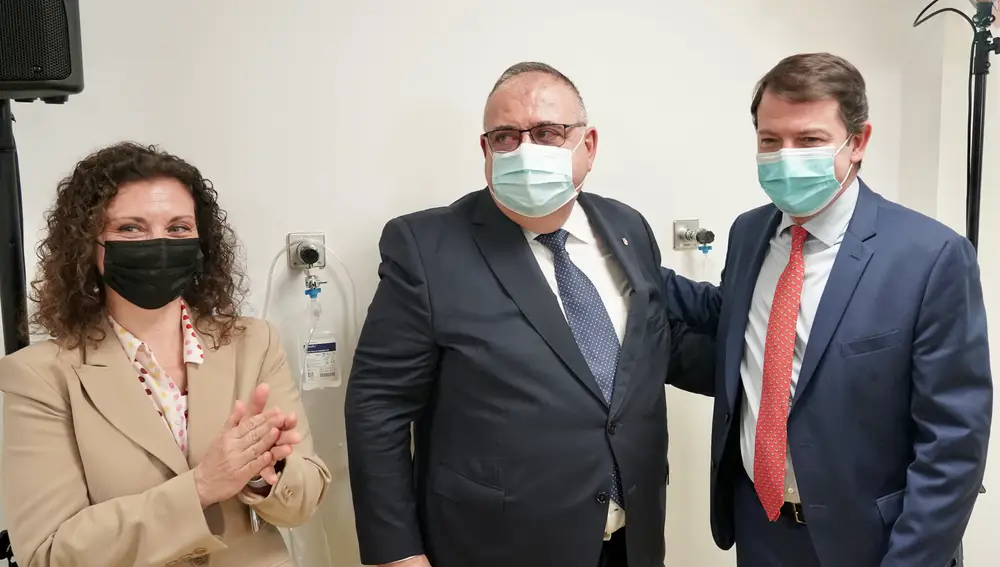 Mañueco junto al consejero Vázquez y Elena García Armada