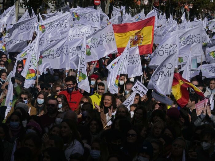 Manifestación provida en Madrid en contra del aborto y la eutanasia. A 18 de noviembre de 2021 