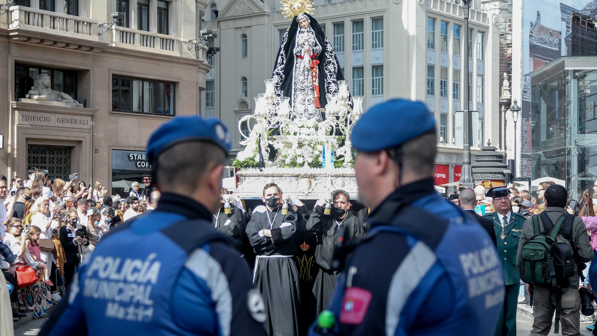 MADRID.-AMP.- La capital se 'blinda' en Semana Santa con 1.350 policías municipales