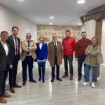 El director general de Administración Local, Emilio Arroita, acompañado del delegado de la Junta, Roberto Saiz, Ángel Ibáñez, Borja Suárez, y de los alcaldes de Lerma y Gumiel de Izán, Mª Isabel Sancho y Jesús Briones, respectivamente
