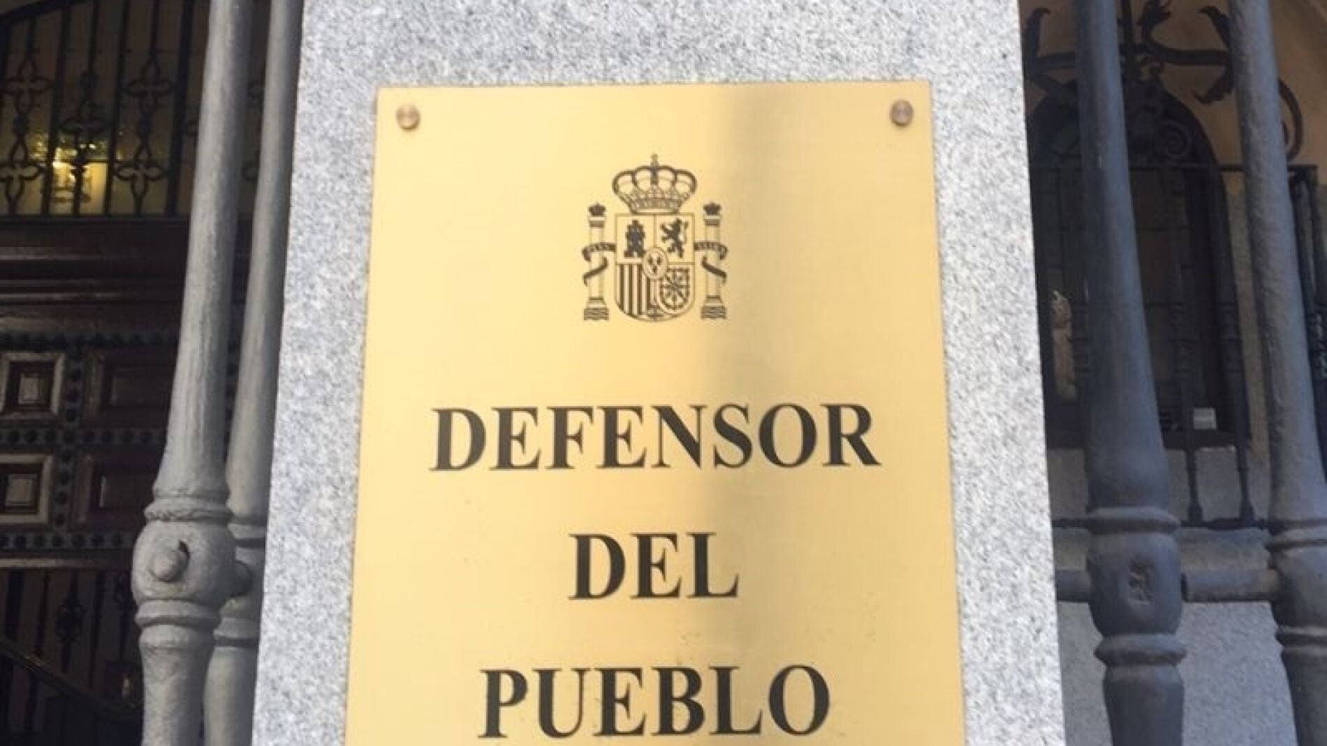 El Defensor Del Pueblo Actúa De Oficio Para Proteger A Los Clientes De ...